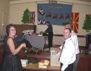 The Elves setting up the hall